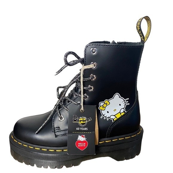 NWT Dr. Martens Jadon Hello Kitty Boots Combat Platform Y2K Size 5 - Picture 1 of 12